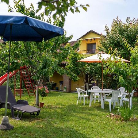 Villa Aurora Quargnento Bagian luar foto