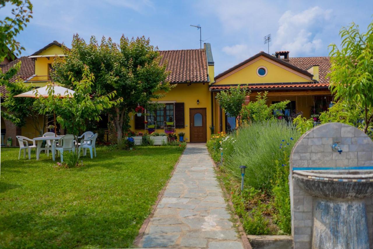 Villa Aurora Quargnento Bagian luar foto